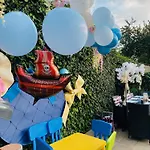 Niebieski - Gościmy Tylko Dzieci Z Rodzicami - U Nas Dzieci To Vipy! 3*