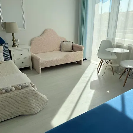 招待所 Niebieski - Goscimy Tylko Dzieci Z Rodzicami - U Nas Dzieci To Vipy! Jastrzębia Góra