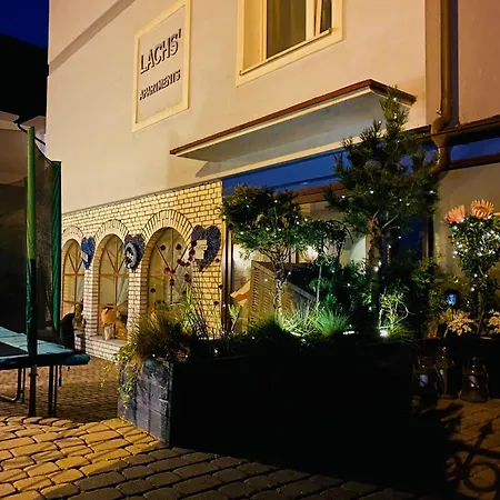 Niebieski - Goscimy Tylko Dzieci Z Rodzicami - U Nas Dzieci To Vipy! Gæstehus