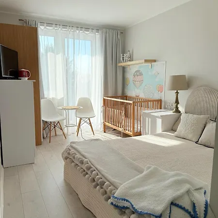 Niebieski - Goscimy Tylko Dzieci Z Rodzicami - U Nas Dzieci To Vipy! 3* Jastrzębia Góra