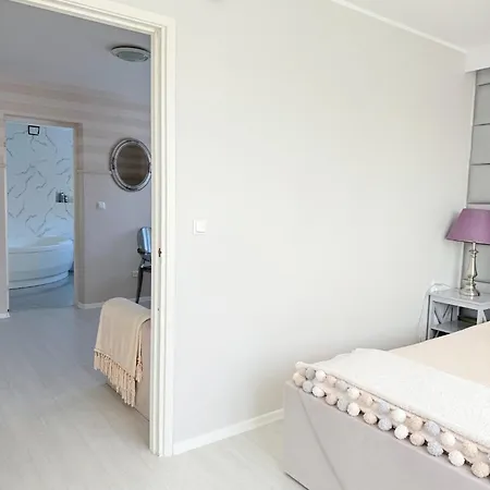 Niebieski - Goscimy Tylko Dzieci Z Rodzicami - U Nas Dzieci To Vipy! 招待所