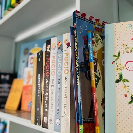 招待所 Niebieski - Goscimy Tylko Dzieci Z Rodzicami - U Nas Dzieci To Vipy!