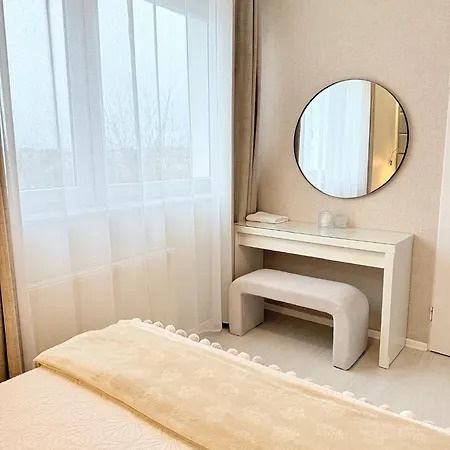 Niebieski - Goscimy Tylko Dzieci Z Rodzicami - U Nas Dzieci To Vipy! 3*