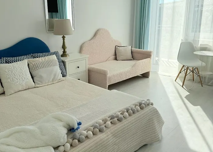 Niebieski - Gościmy Tylko Dzieci Z Rodzicami - U Nas Dzieci To Vipy! 3* Jastrzębia Góra