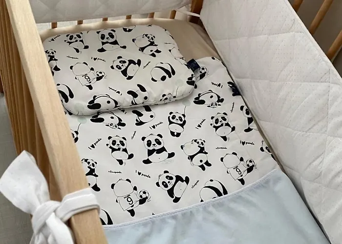 Niebieski - Gościmy Tylko Dzieci Z Rodzicami - U Nas Dzieci To Vipy!