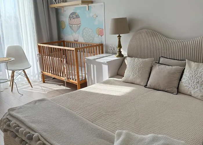 Niebieski - Gościmy Tylko Dzieci Z Rodzicami - U Nas Dzieci To Vipy! Pensjonat