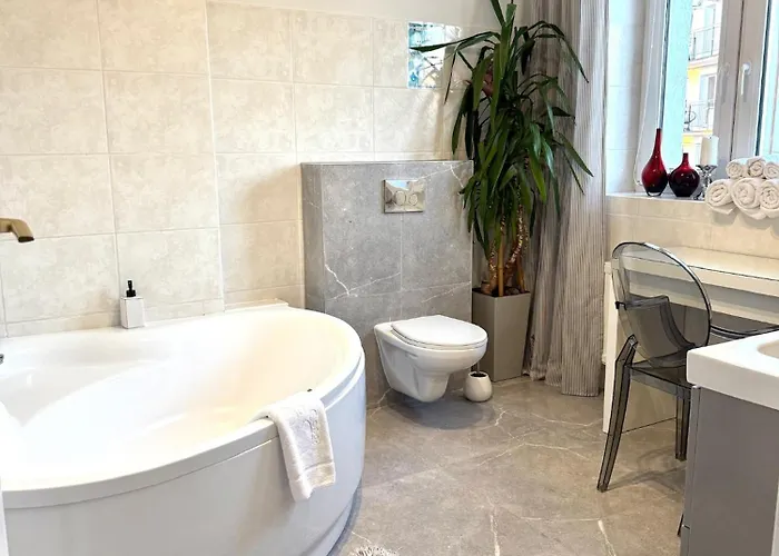 Niebieski - Gościmy Tylko Dzieci Z Rodzicami - U Nas Dzieci To Vipy! Pensjonat Jastrzębia Góra